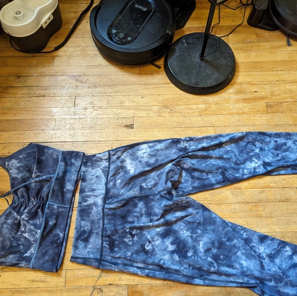 Gymshark Lakeside Blue Spray Days Set - Picture 6 of 8